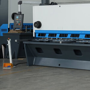 Hydraulic Shearing Machine small